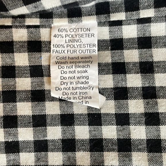 Lacey Lane Toddler's Faux Fur Vest. Super Cute. Very Good Condition. Size 2. - Picture 8 of 15